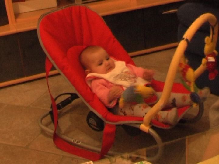 Dateiname=spielen-in-der-wippe-11-03-2007.mpeg
Dateigröße=99828KB
Abmessungen: 0x0
hinzugefügt am: 17. Juli 2007 spielen-in-der-wippe-11-03-2007.mpeg